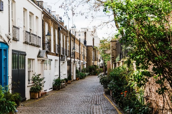 London houses avenue daylight