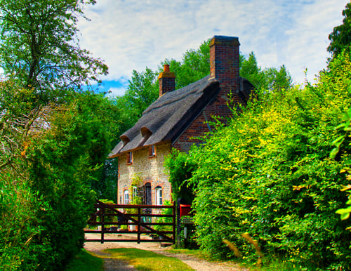 thatched cottage rural oxfordshire